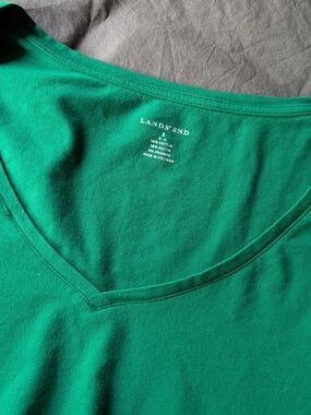 Lands' End Green V-Neck Tee